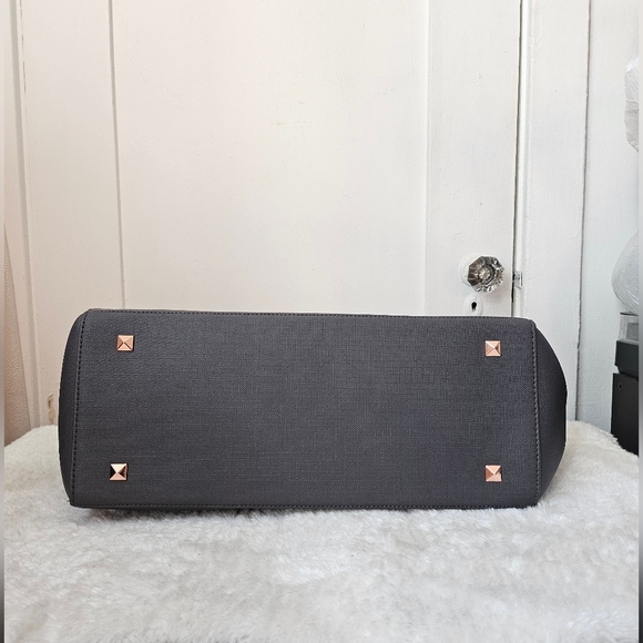 Dagne Dover Signature Tote Graphite Legend - Picture 5 of 17